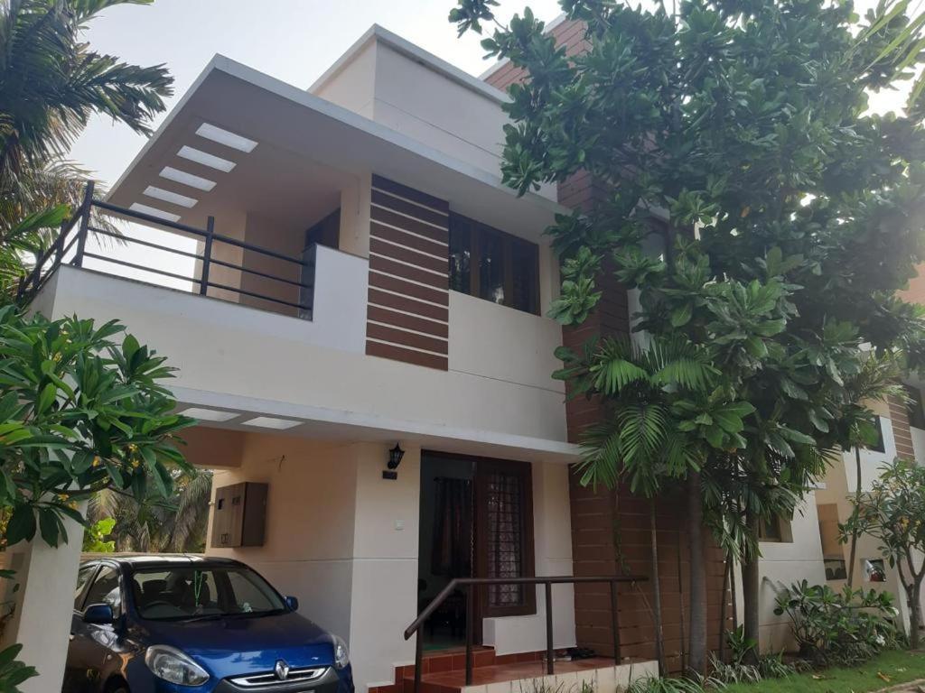 Barefootbay - Villa With Private Beach Access Madras Buitenkant foto