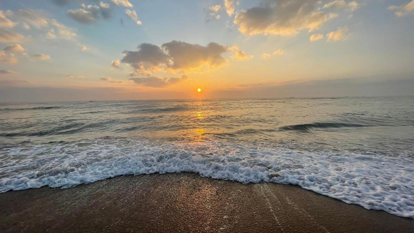 Barefootbay - Villa With Private Beach Access Madras Buitenkant foto